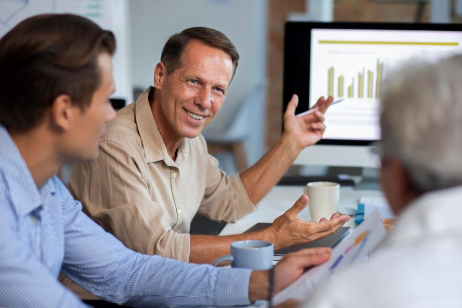 Financial progress tracking infographic showing measurement techniques and data visualization methods